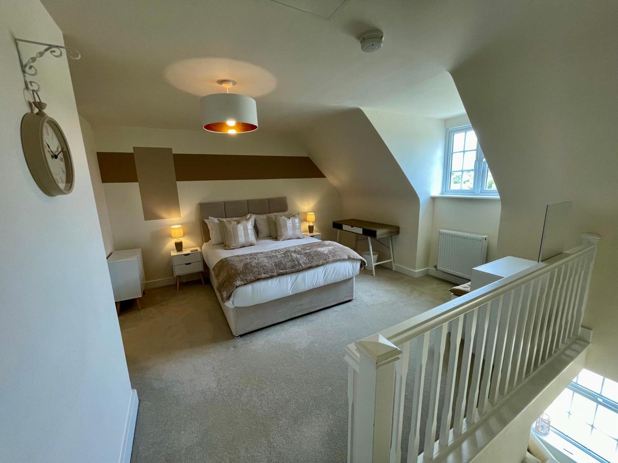 3-Bedroom Luxury Stay With Free Parking Market Harborough Extérieur photo